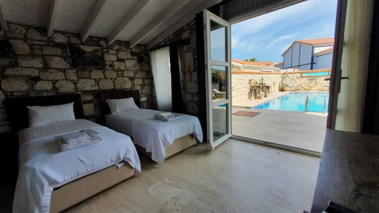 Deluxe Pool Room, Havuz Manzaralı, Giriş Katı