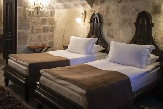 Junior Cave Suite,Küvetli ve Şömineli