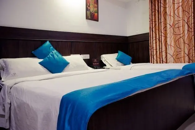 Deluxe Üç Kişilik Oda, Birden Çok Yatak