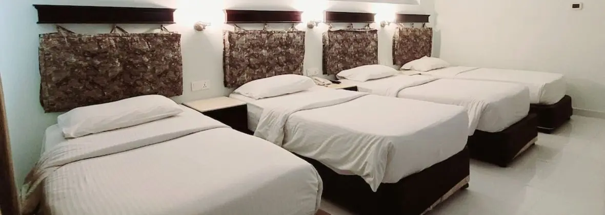 Dört Kişilik Oda, Havuz Kullanımı (with Free Parking)