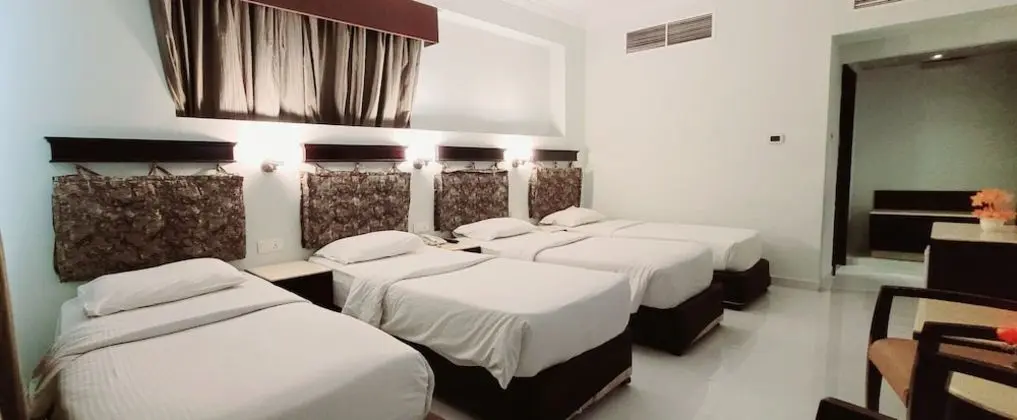 Dört Kişilik Oda, Havuz Kullanımı (with Free Parking)
