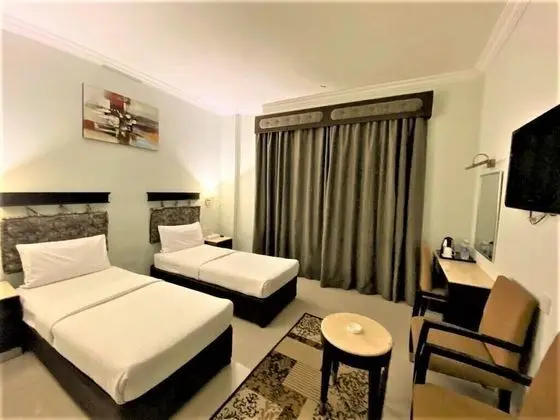 Tek Büyük veya İki Ayrı Yataklı Oda, Havuz Kullanımı (with Free Parking)
