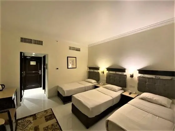 Üç Kişilik Oda, Havuz Kullanımı (with Free Parking)