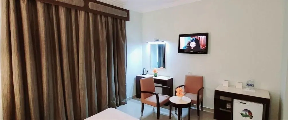Üç Kişilik Oda, Havuz Kullanımı (with Free Parking)