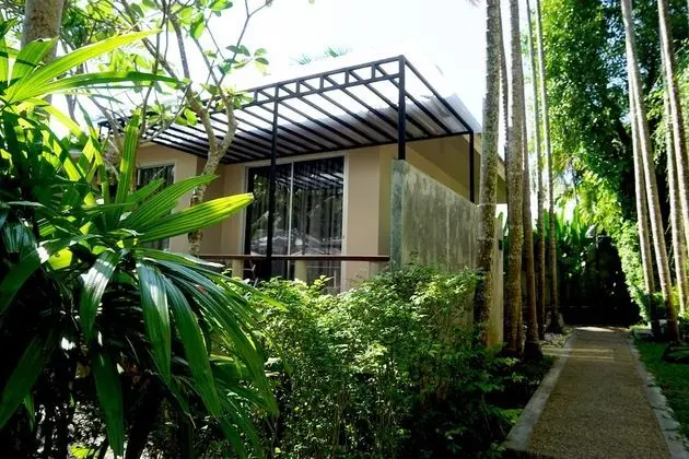One Bedroom Villa Pool Side