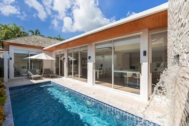 Deluxe Villa