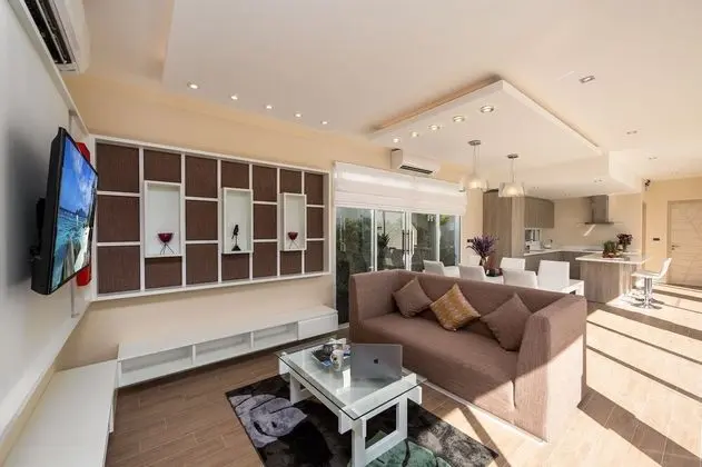 Deluxe Villa