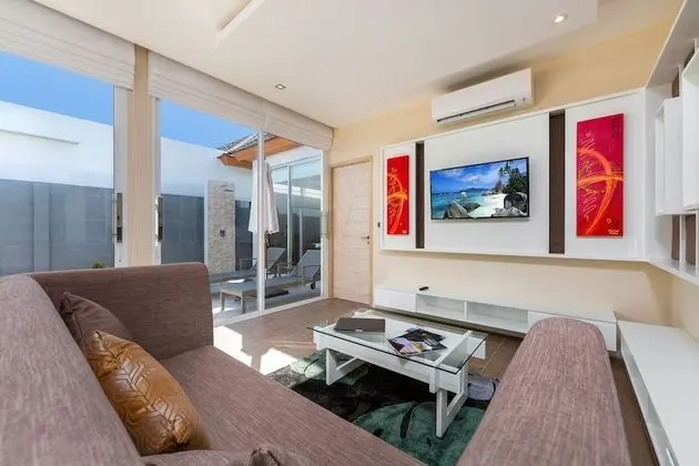 Deluxe Villa