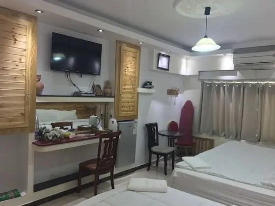 Üç Kişilik Oda