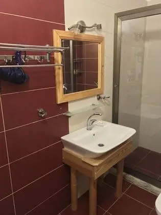 Üç Kişilik Oda