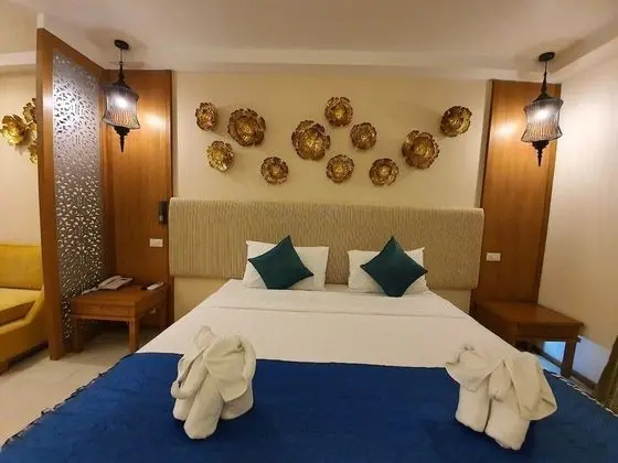 Deluxe Tek Büyük Yataklı Oda