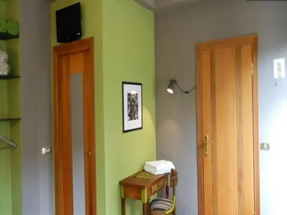 Standard Tek Büyük Yataklı Oda, 1 Yatak Odası, Şehir Manzaralı (Private Bathroom)