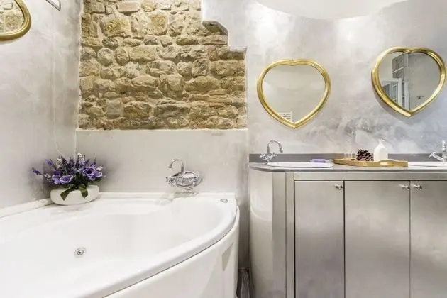 Honeymoon Stüdyo Süit, Jakuzi