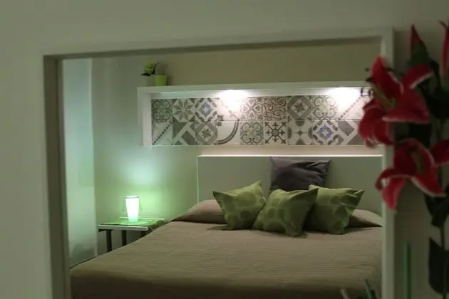 Basic Tek Büyük Yataklı Oda