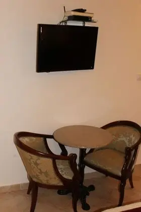 Tek Büyük Yataklı Oda, Banyolu/Duşlu