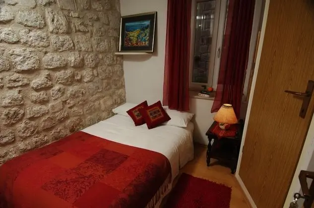 Tek Kişilik Oda
