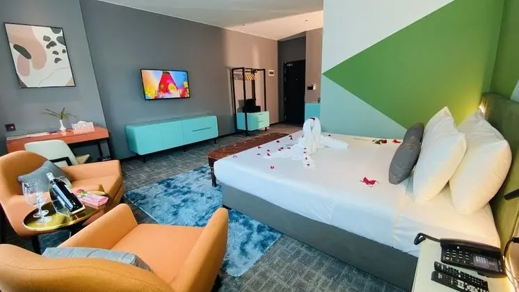 Deluxe Tek Büyük Yataklı Oda