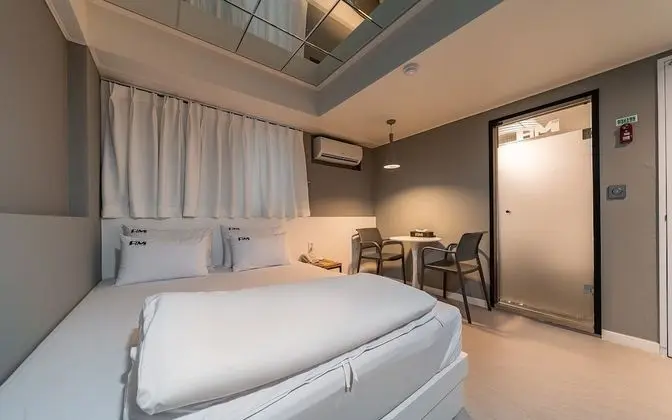 Oda (Premium Room (Netflix + Smart TV 55 i)