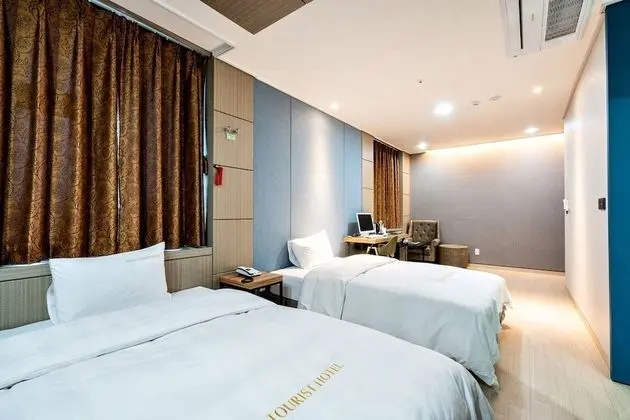 Deluxe İki Ayrı Yataklı Oda