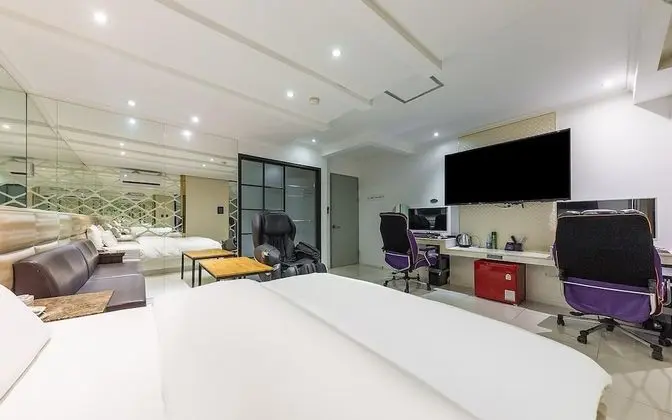 Oda (Couple PC Room)