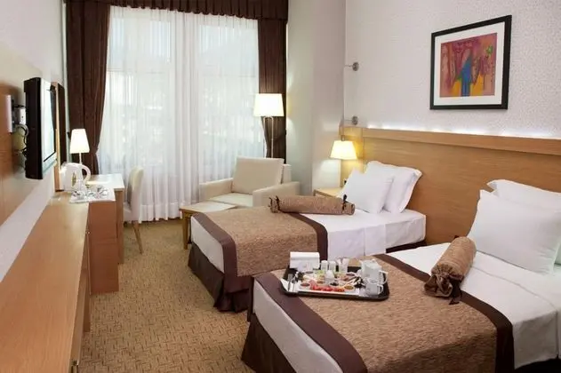 Standart Oda, Şehir Manzaralı