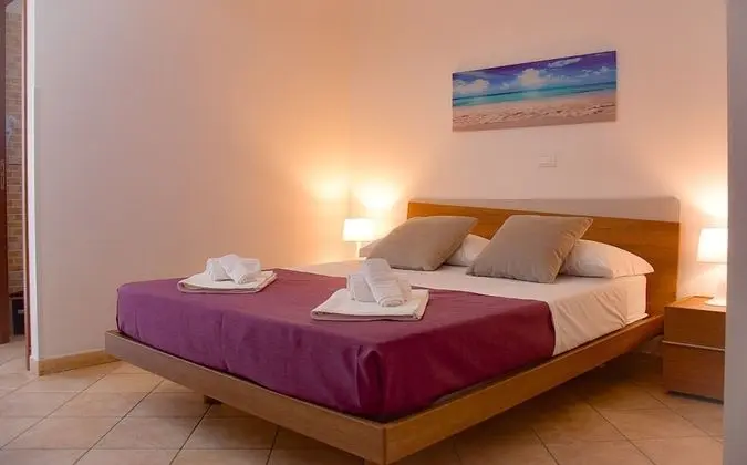 Deluxe Oda, 1 Büyük (Queen) Boy Yatak