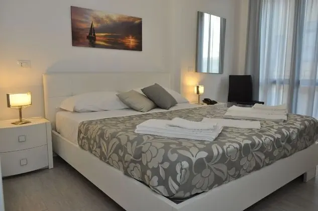 Deluxe Oda, 1 Büyük (Queen) Boy Yatak