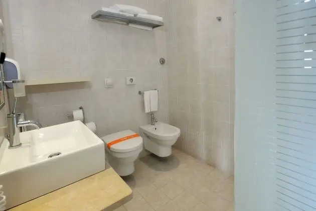 Superior Büyük Yataklı Tek Kişilik Oda
