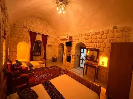 Aile Odası, Avlu Manzaralı, Aileye Özel