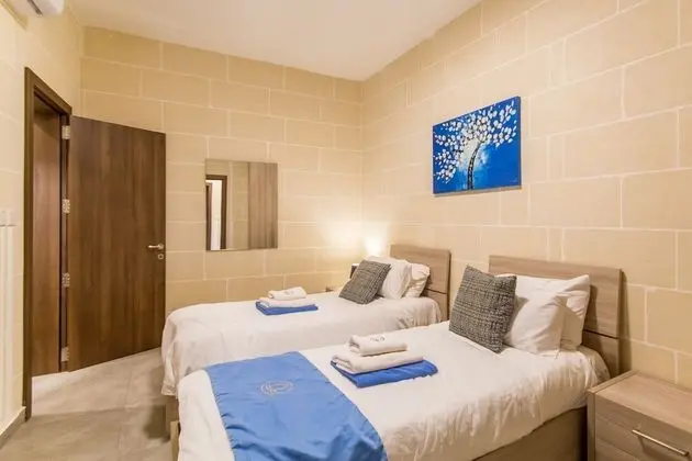 Family Ev, Birden Çok Yatak, Bahçeli (Siku Gozitan house with Pool & hot)