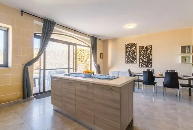 Family Ev, Birden Çok Yatak, Bahçeli (Siku Gozitan house with Pool & hot)