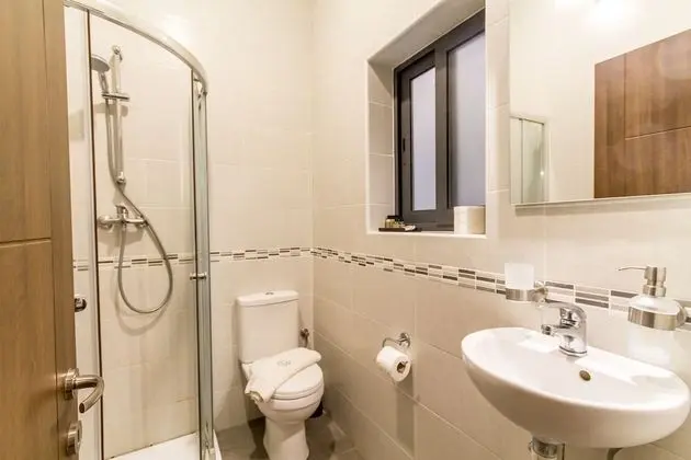 Family Ev, Birden Çok Yatak, Bahçeli (Siku Gozitan house with Pool & hot)