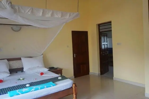Villa, 4 Yatak Odası, Sigara İçilebilir, Sıcak Su Havuzu