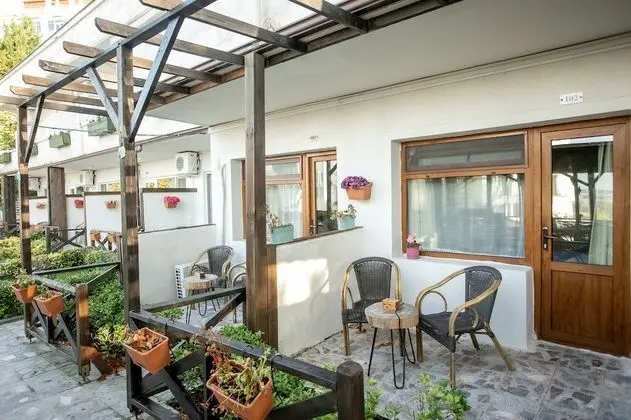 Romantic Tek Büyük Yataklı Oda