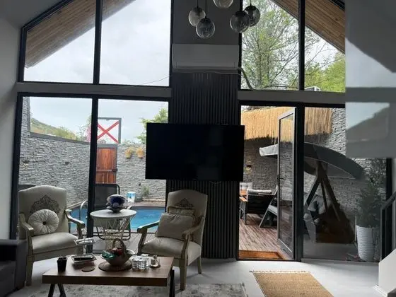 Premium Bungalov Çift Kişilik Havuz manzarası Oda