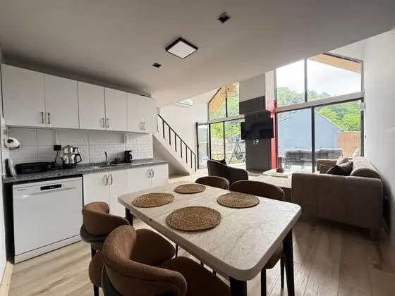 Romantik Bungalov Çift Kişilik Oda Özel Havuzlu