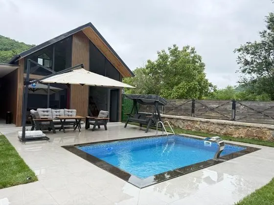 Romantik Bungalov Çift Kişilik Oda Özel Havuzlu