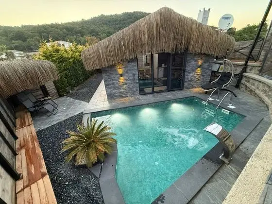 Villa,Doğa Manzaralı,Özel Havuzlu
