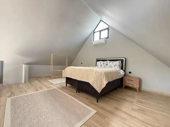 Villa,Havuz ve Bahçe Manzaralı,Özel Havuzlu ve Bahçeli