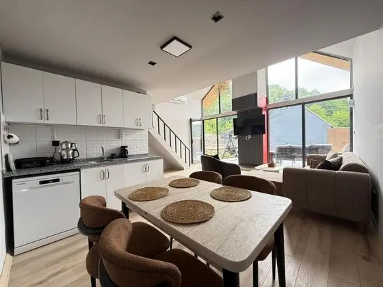 Villa,Havuz ve Bahçe Manzaralı,Özel Havuzlu ve Bahçeli