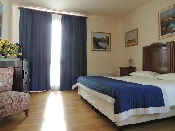 Superior Tek Büyük veya İki Ayrı Yataklı Oda