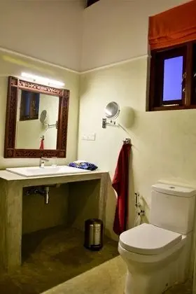 Deluxe Tek Büyük Yataklı Oda, Balkon