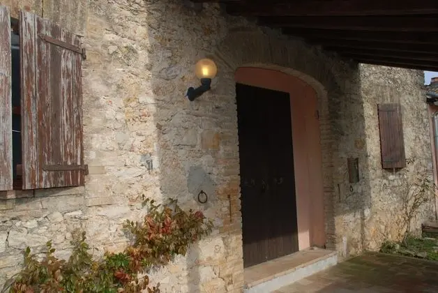 Apart Daire, 2 Yatak Odası, Şömine