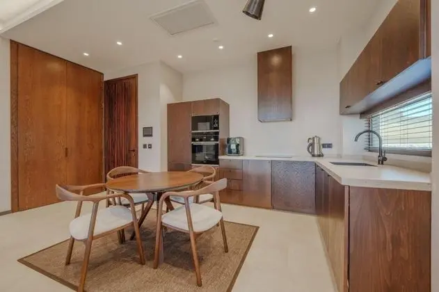 Villa, Özel Havuzlu ve Bahçeli