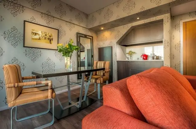Çatı Katı Süiti (Penthouse)