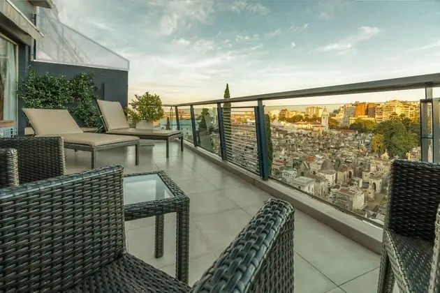 Çatı Katı Süiti (Penthouse)