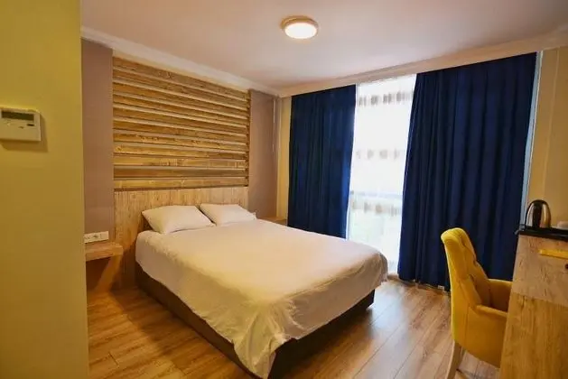 Standart Oda, Şehir Manzaralı