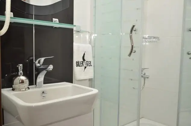 Standart Oda, Şehir Manzaralı
