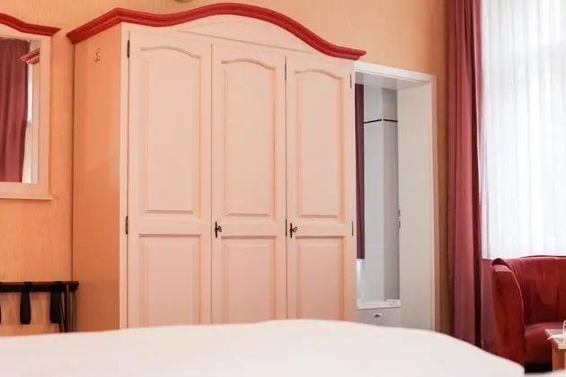 Comfort Tek Büyük Yataklı Oda