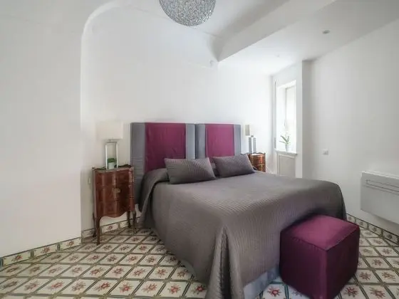 Comfort Tek Büyük Yataklı Oda (Paola)